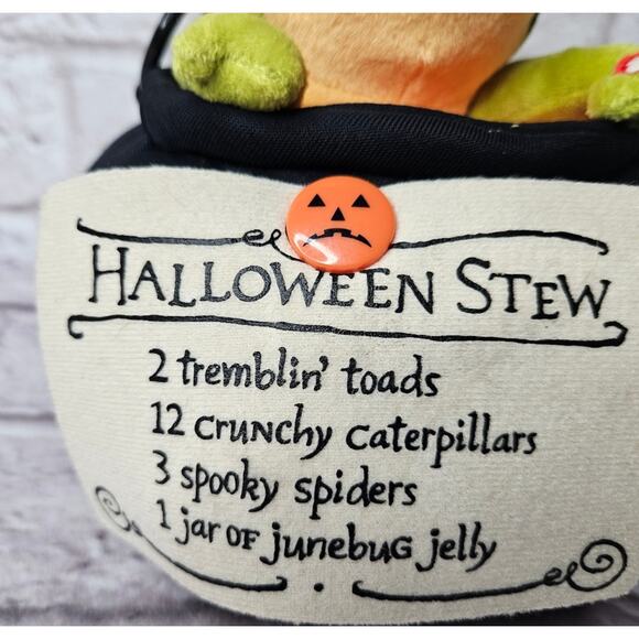 Hallmark plush trembling toads halloween stew stuffed battery operated - Picture 2 of 11